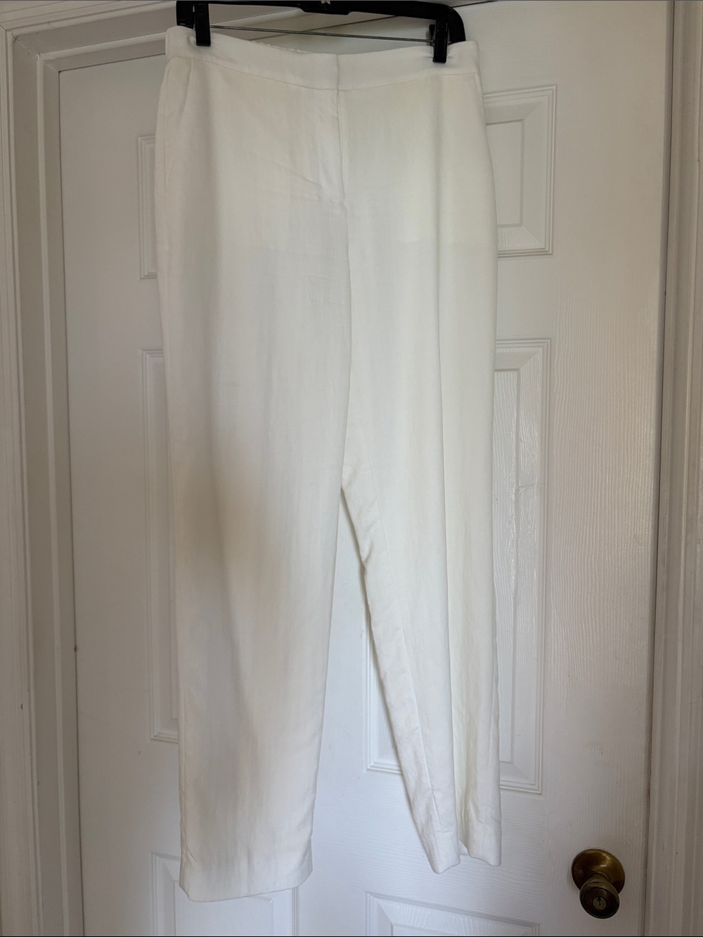 White House Black Market Ivory Straight-Leg Trousers